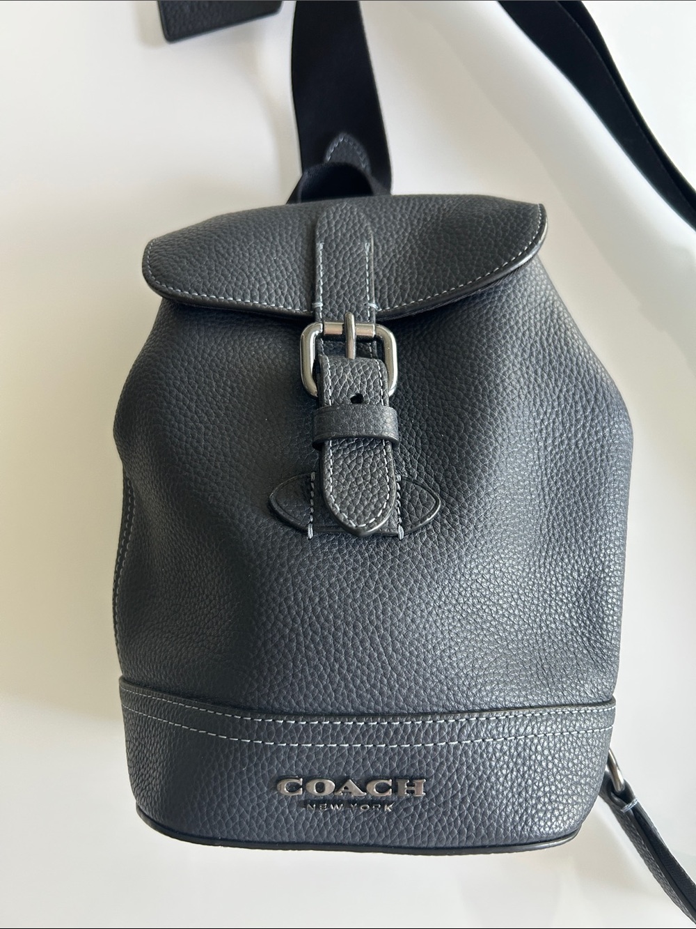 Coach Hudson Leather Small Pack - Navy
